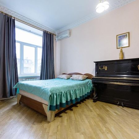 Apartment With Lovely View Kiev Buitenkant foto